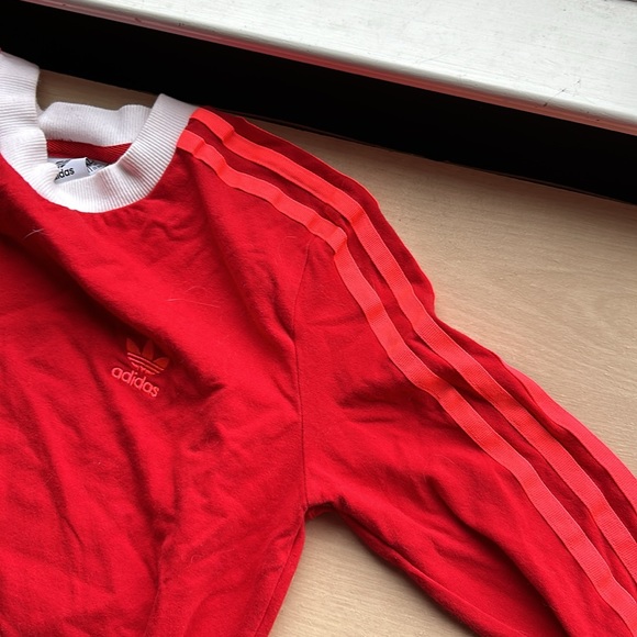 Adidas top - Picture 2 of 3